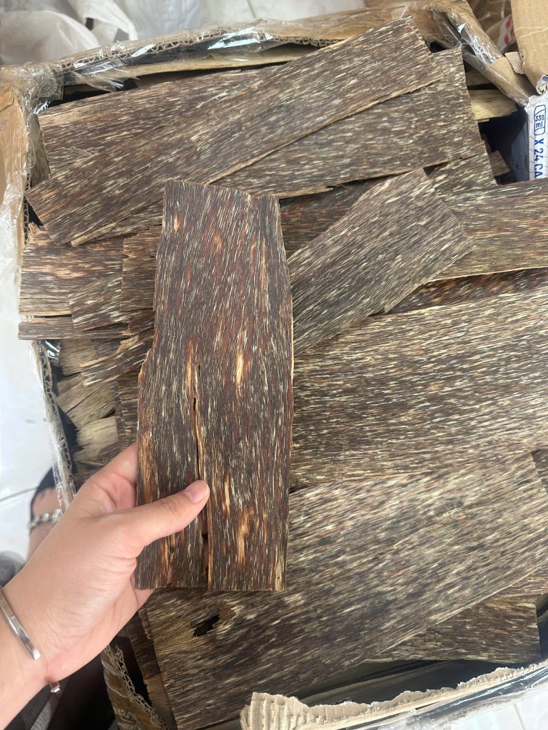 Agarwood oud chips 4A