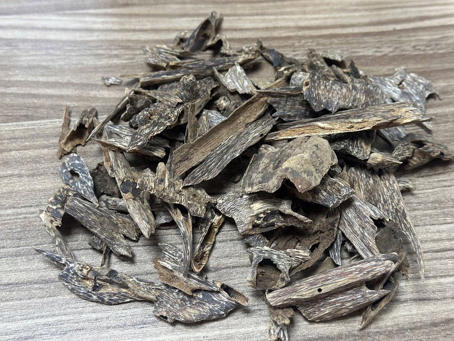 th oud vietnam oud chips ao50 2